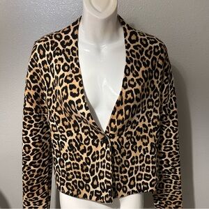 Chico’s animal print sweater size 0 ￼